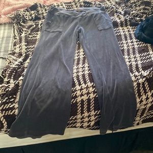 Mossimo trendy sweats